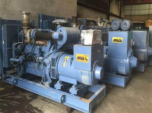 金阳发电机组带负载降电压是什么原因照成的？