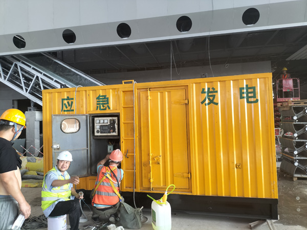 金阳怎样判断空气滤清器是否需要更换？